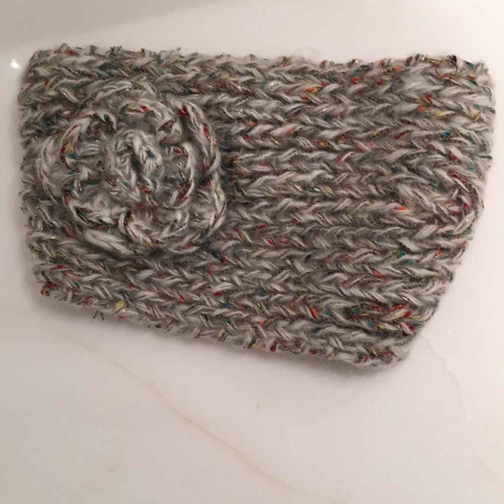 NWOT Winter Woven Headpiece